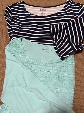 2 Women’s Knit Croft & Barrow Tops— Size XL